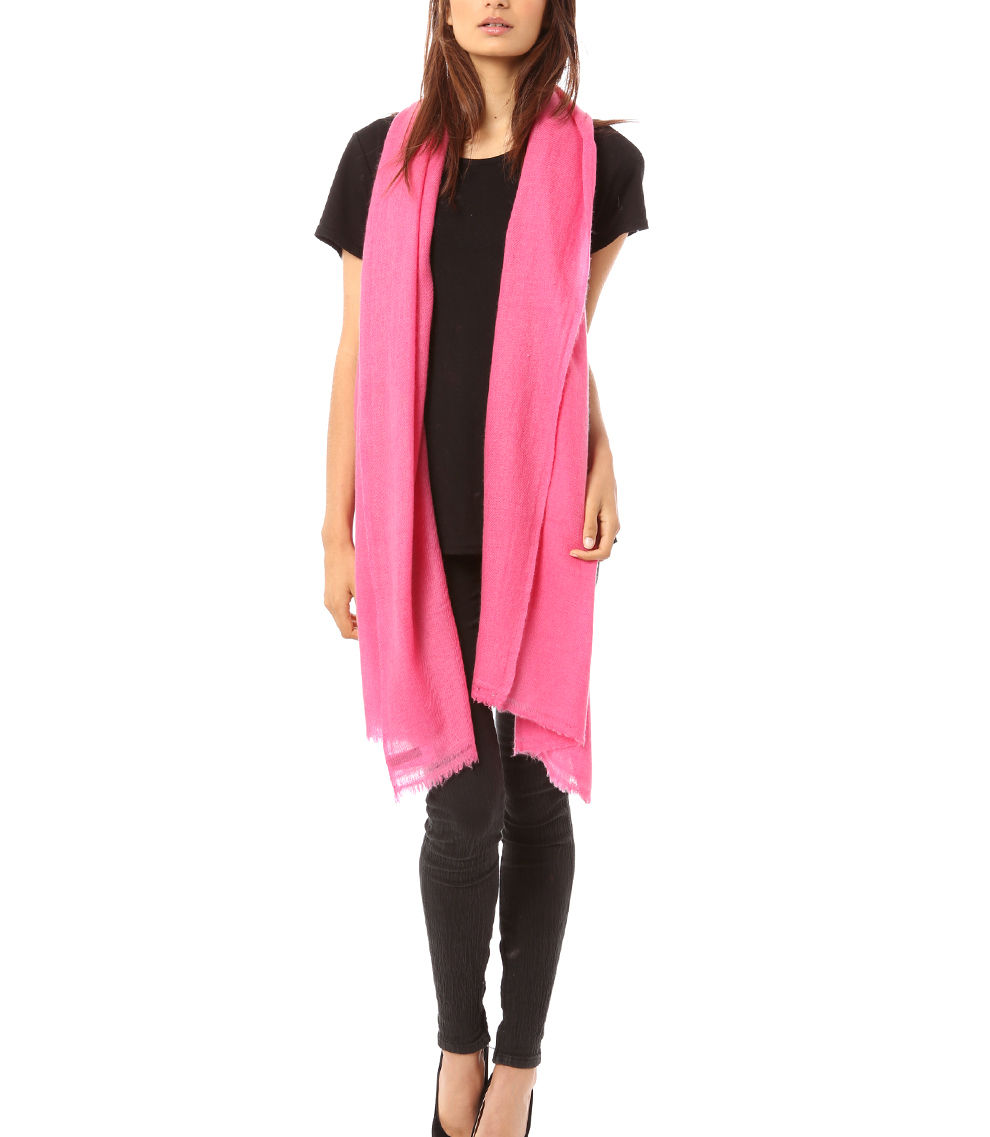 Vertou cashmere shawl lipstick