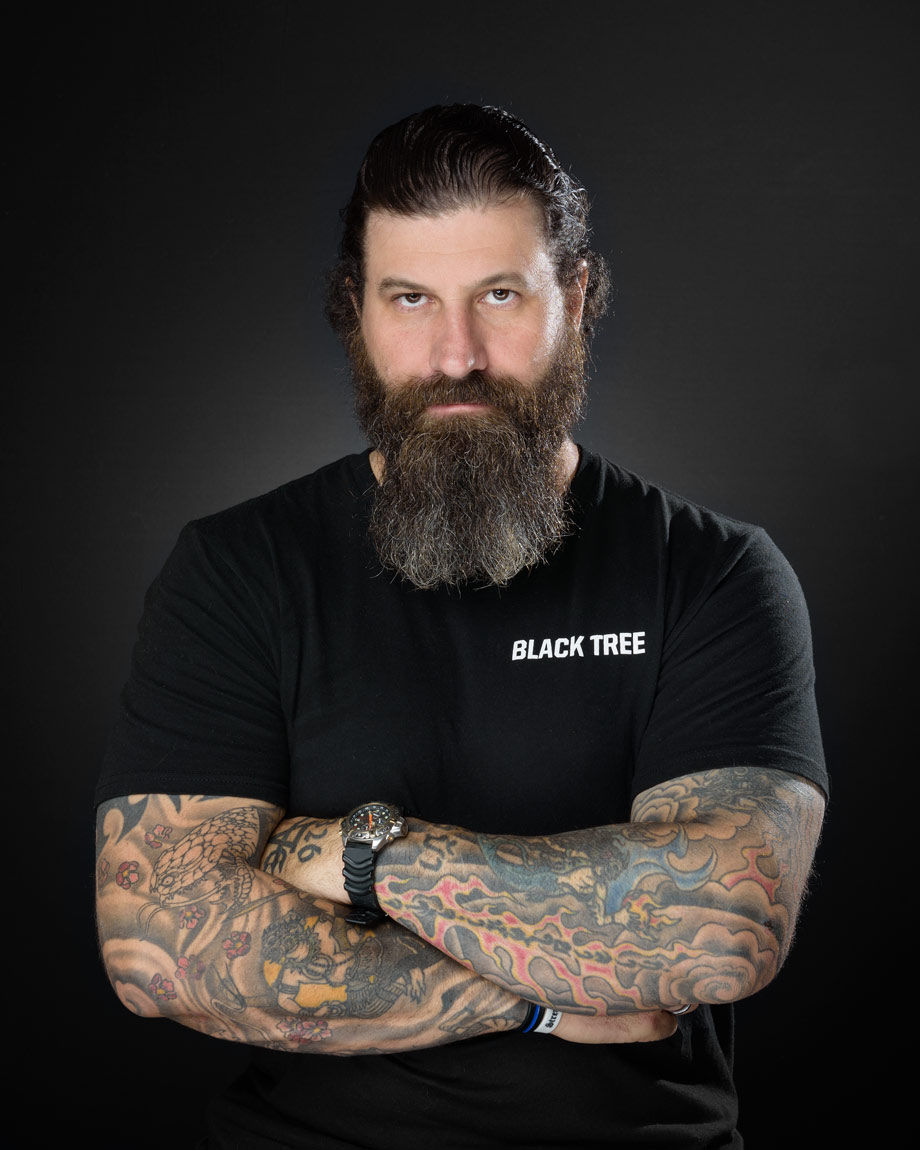 branding-photography-portrait-dramatic