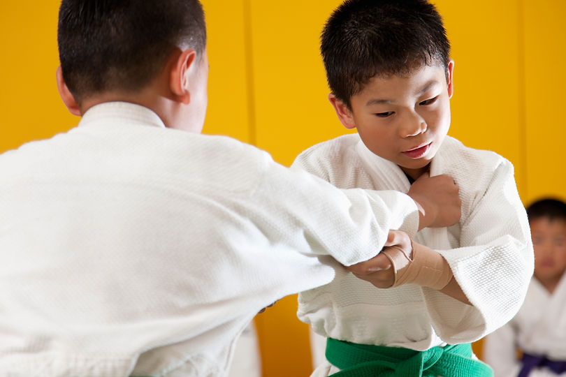 柔道の子供のトレーニング