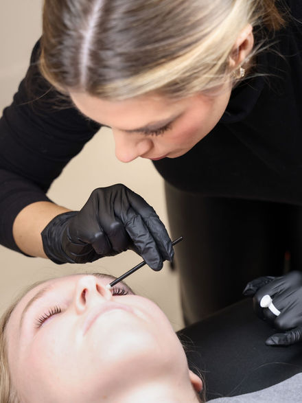 Luxury Lash Lift + Tint in Midtown Toronto. Lash Expert and Educator located at Yonge and Eglinton Toronto