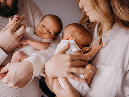 Baby-Led Posing: Capturing the Most Natural Moments of Your Baby | Montreal Newborn Photographer