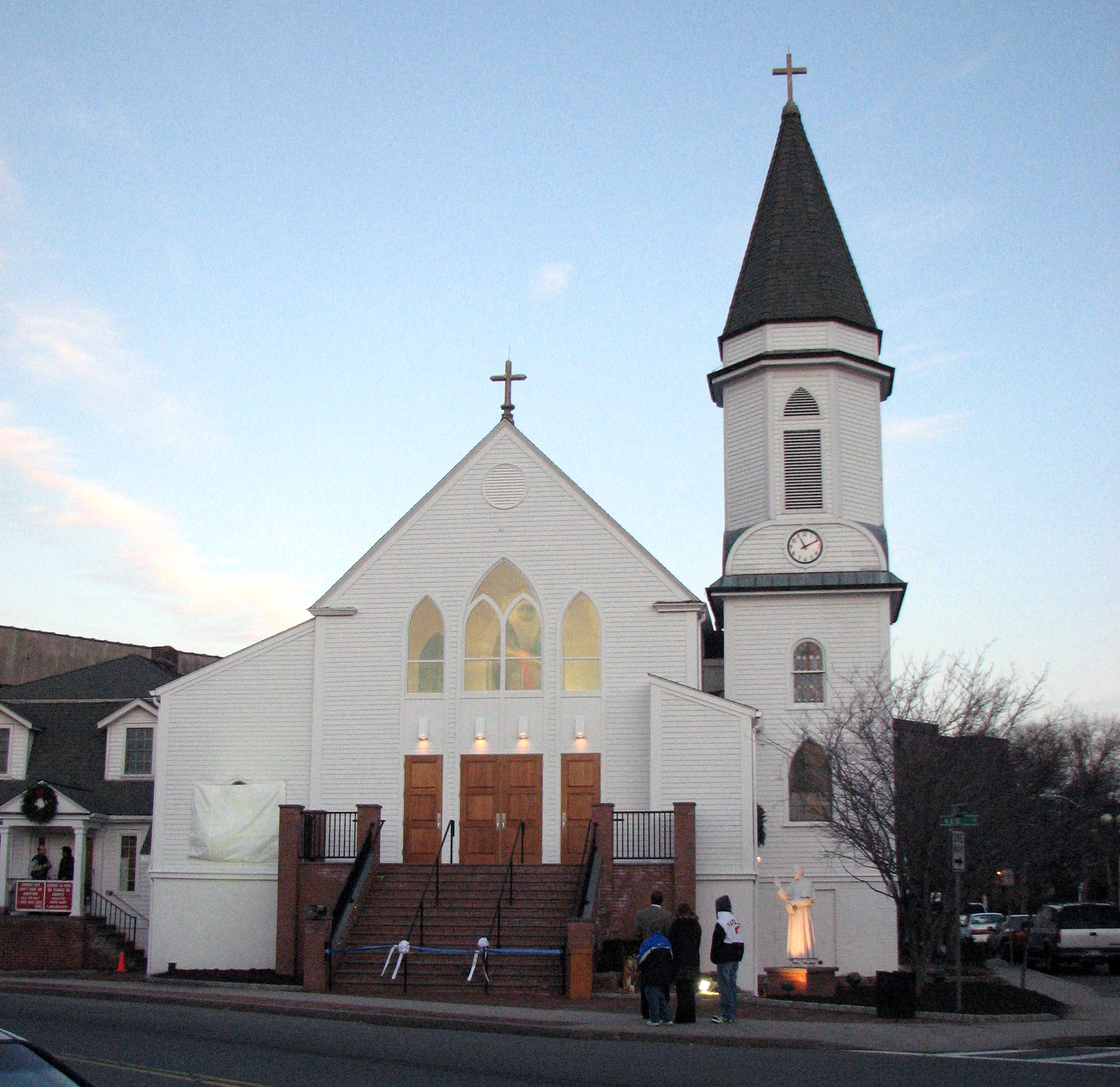 HOLY ROSARY CHURCH pfga