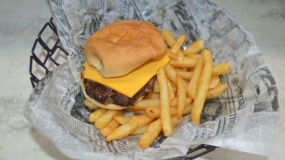 CHEESEBURGER & FRENCH FRIES