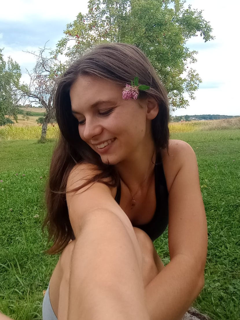 creatory Violetta.jpg