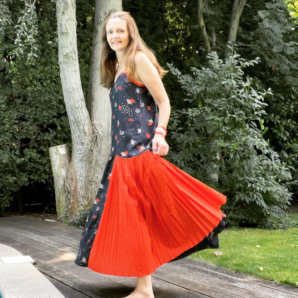 Plisseeeinsatz aus orangem Baumwollstoff