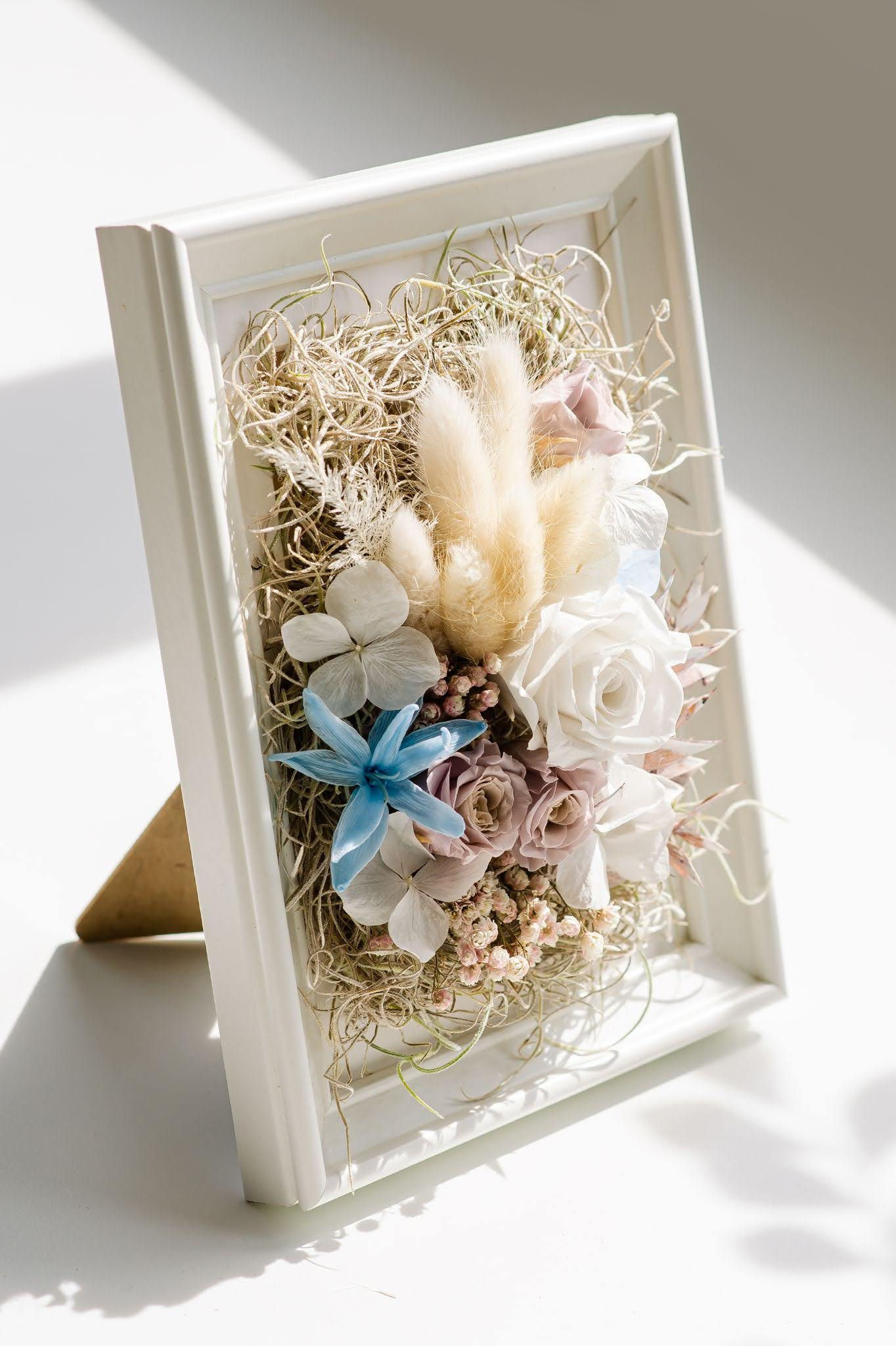 Tablou trandafiri si zambile criogenate