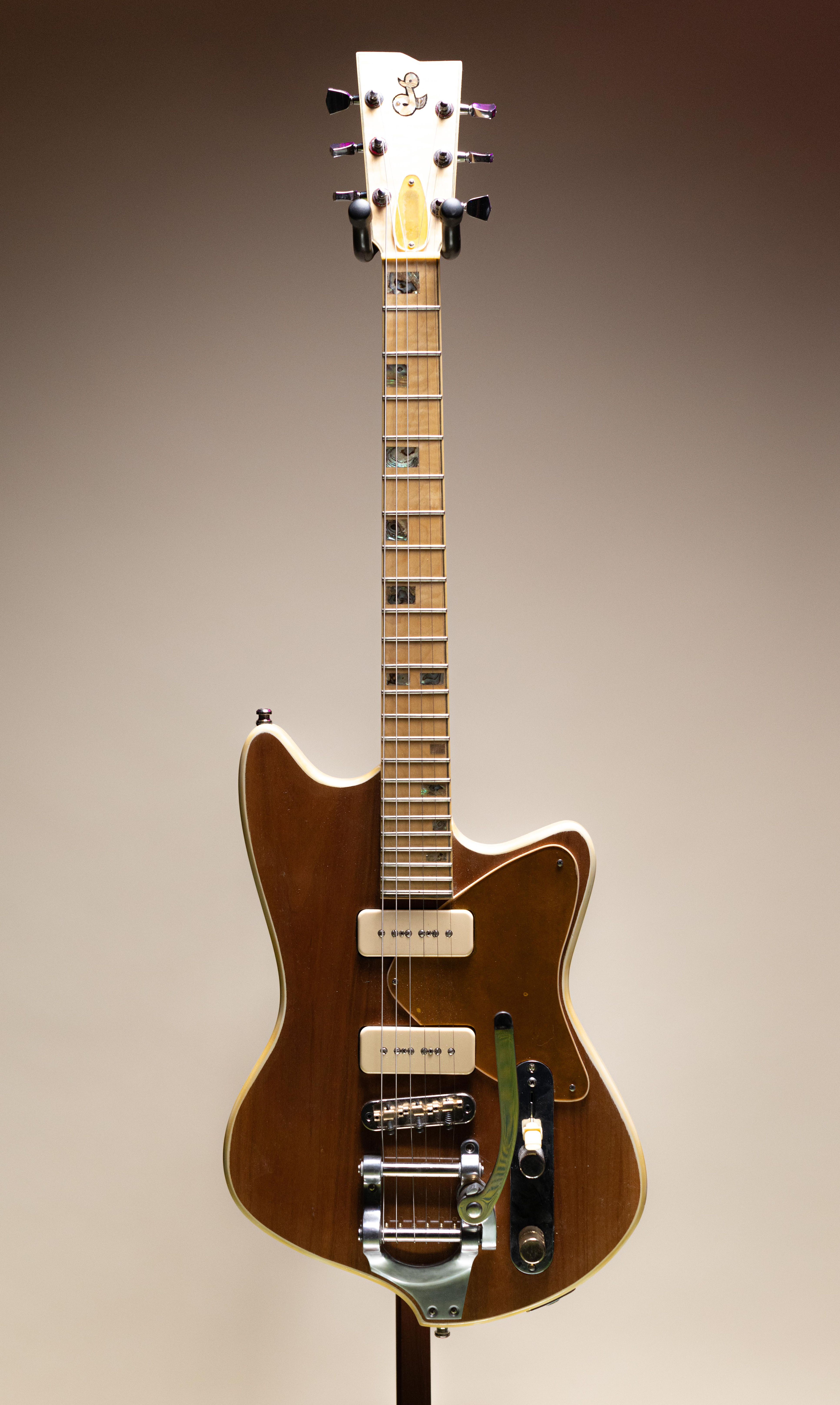 Leisure Caster Custom / Double p-90