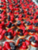 Your choice of fresh berries over a delicate blend of Tahitan vanillacustard & whipped cream~ "crème diplomate." Nested inside a buttery "pâte sucrée" shortcrust.