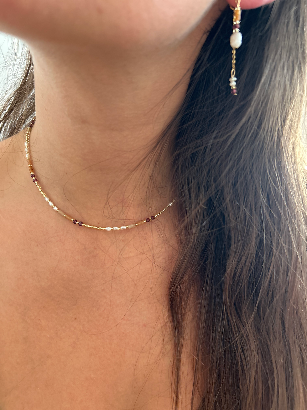 Miniaturbild: Feine Perlenkette mit Rhodolith und Süßwasserperlen 