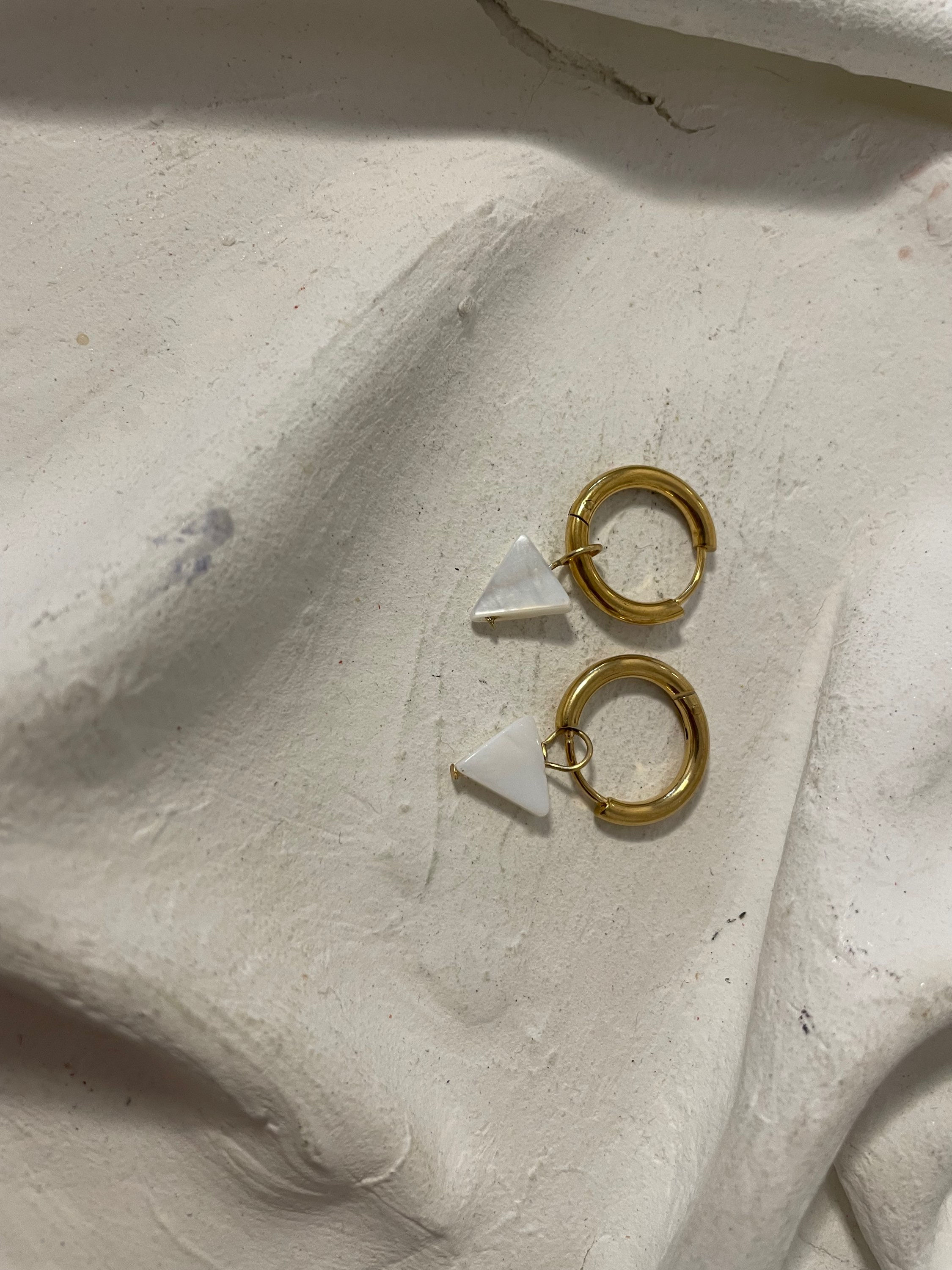 Creolen mit Perlmutt Dreiecke