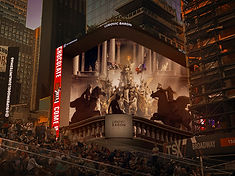 Ludovic Baron illumine Times Square avec son art photographie Dreams come true.jpg