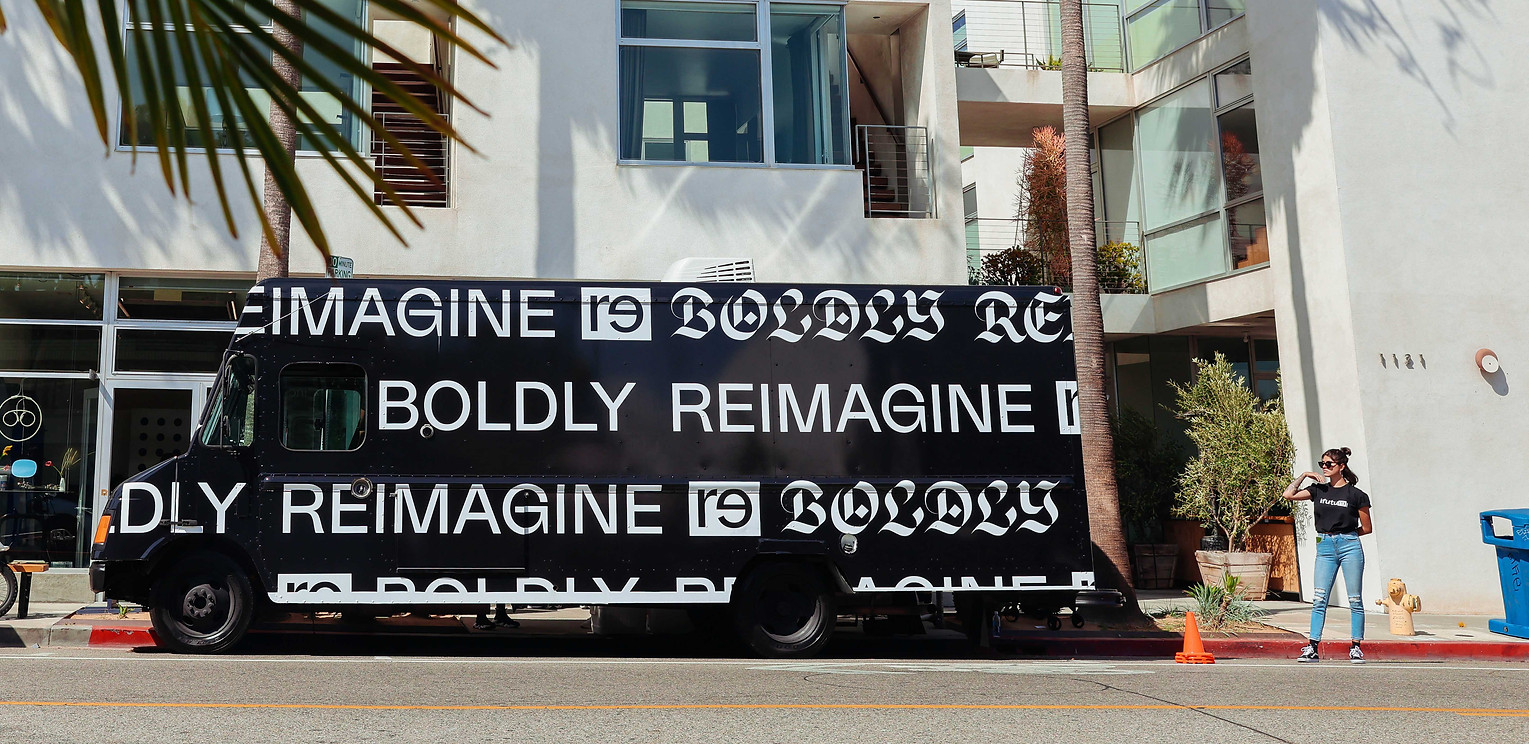 LA-Re-Inc-Pop-Up-Truck-04-22-02-2.jpg