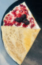 Crepa de queso Philadelphia con mermelada de Zarzamora