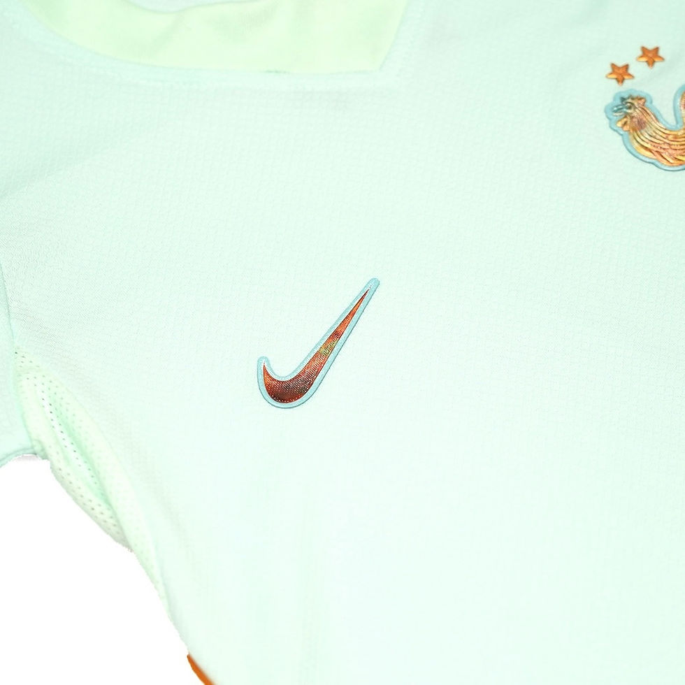 ภาพขนาดย่อ: France 2026 World Cup Away Kids Kits
