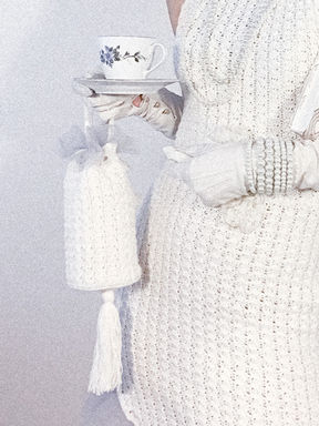 A Daisy Buchanan Inspired Dress and Bag 