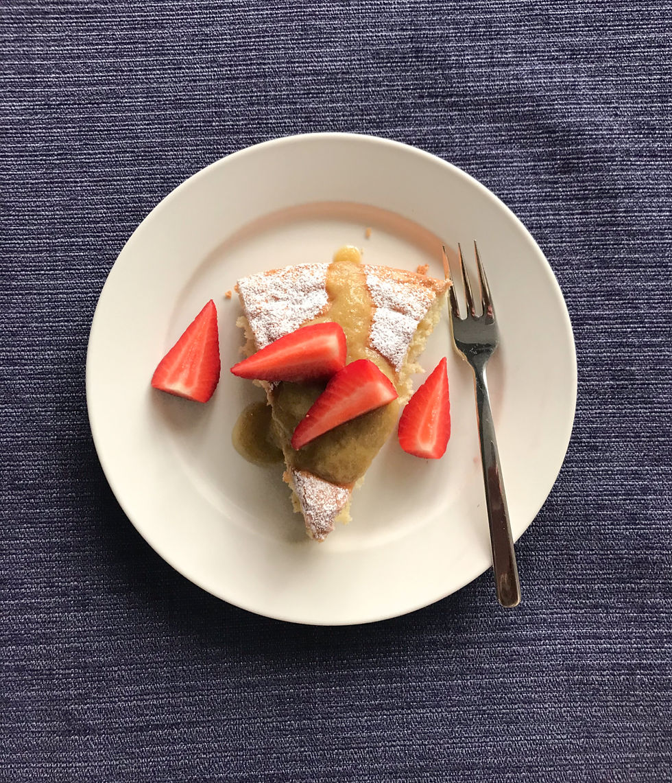 A biscuit au beurre with strawberries.