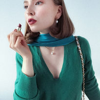 Lelay Luisa Jewelry: 'Fact' necklase & 'Amella' earrings