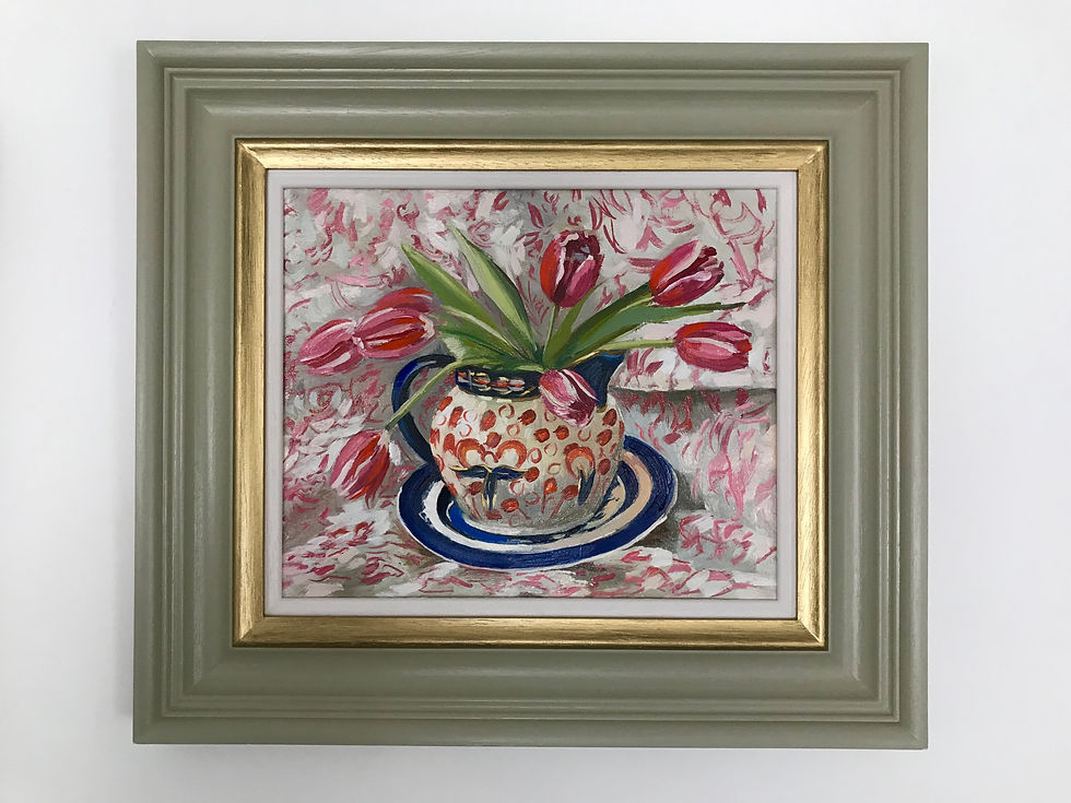 Thumbnail: Tulips in a polkadot vase