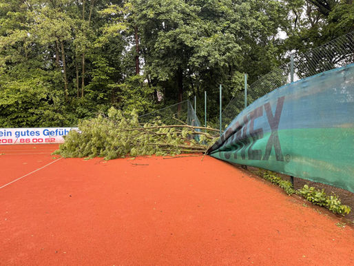 Sturmschaden auf Platz 3