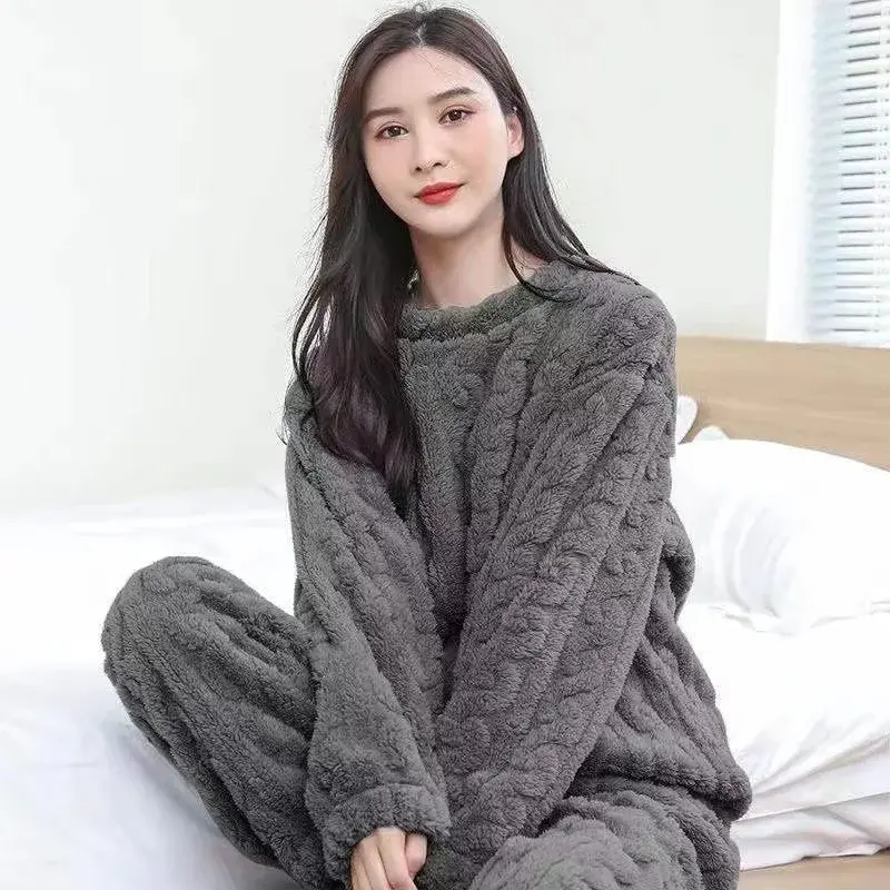 Miniatura: Pijama cobertor feminino.
