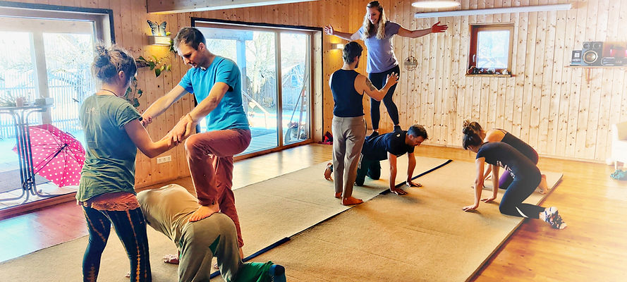 Akro Yoga Kurs