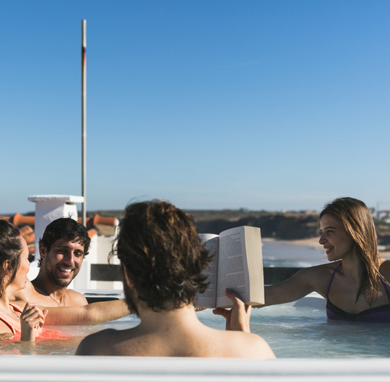 Spa Jacuzzi Hot Tub Ria M2