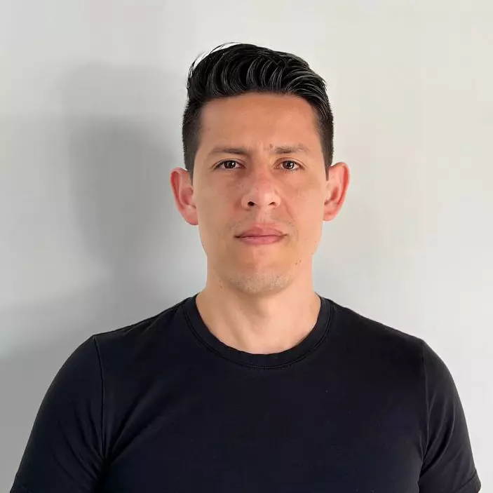 Carlos.webp