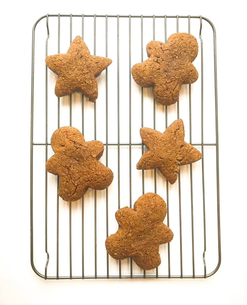 Healthy Gingerbread Cookies