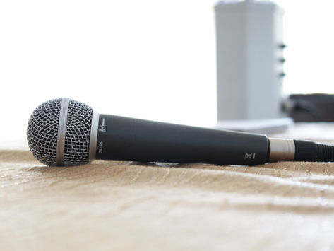 Citizen-generated Fact-checking Platforms: Outgrowing failing Media Infrastructures 