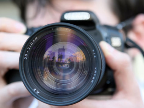 How to Build a Resilient News Outlet in a Hostile Environment?