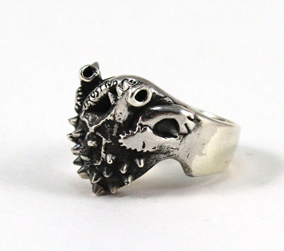 Thumbnail: Heart Full Of Metal ring