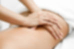 joven-recibiendo-masaje-espalda-centro-spa.jpg