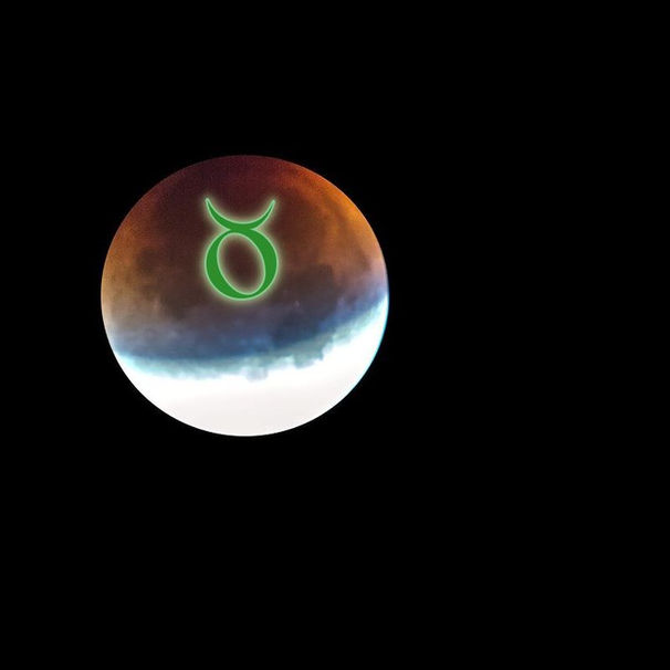 Taurus Lunar Eclipse Forecast '22