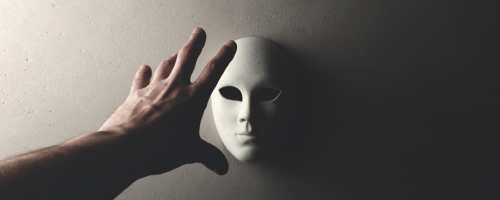 A Sombra no Ambiente de Trabalho: Impactos Invisíveis que Moldam Relações e Resultados