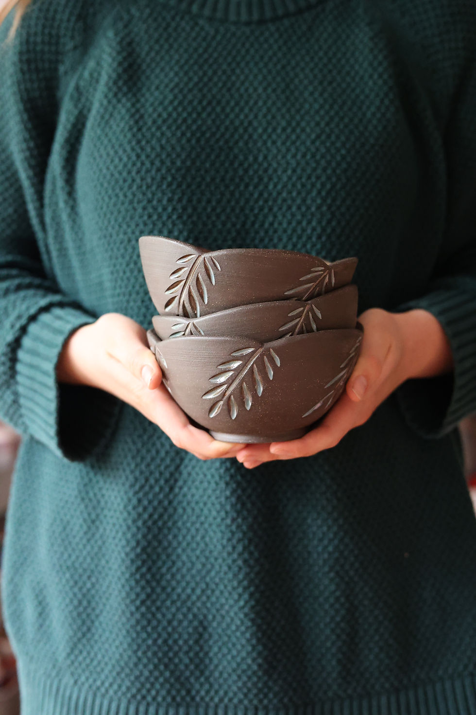 Thumbnail: Altered Rim Vine Bowl