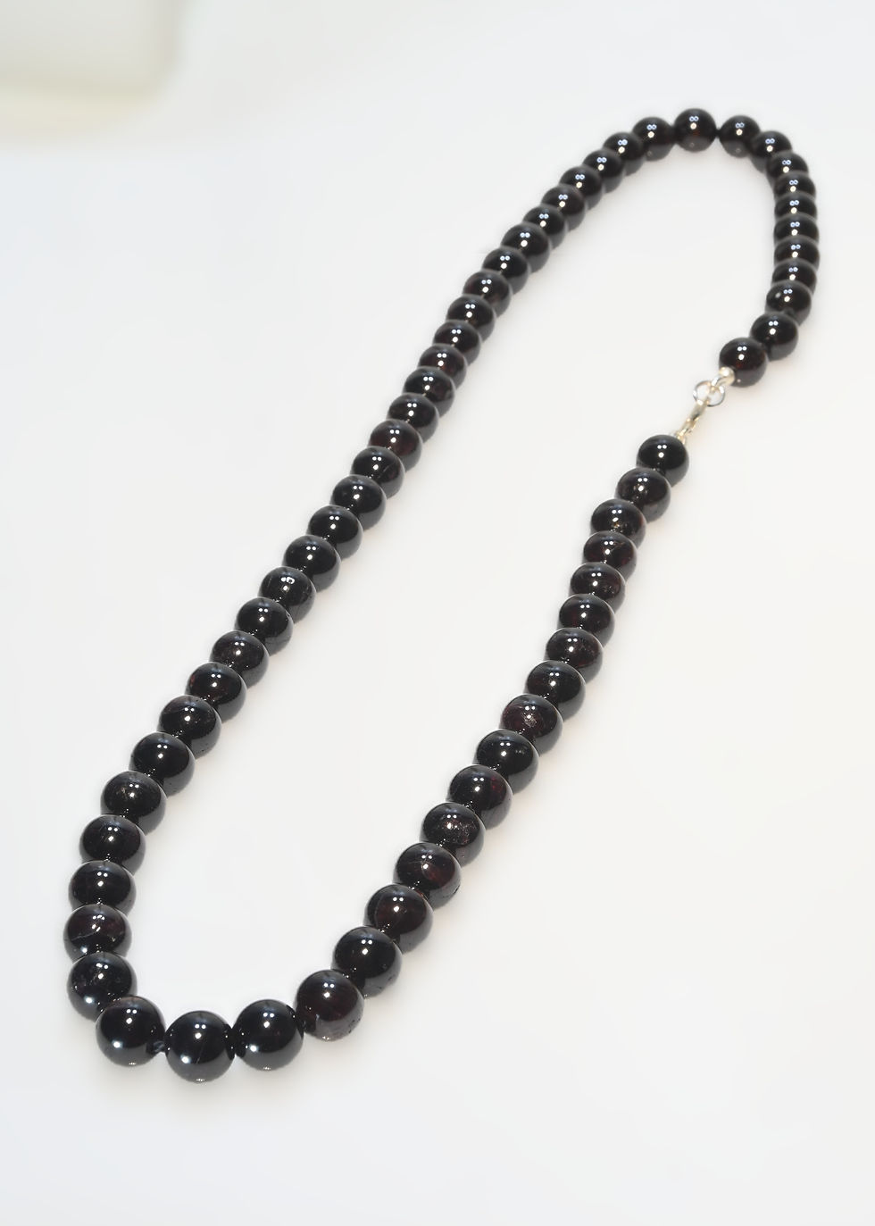 Thumbnail: Garnet necklace silver clasp #2