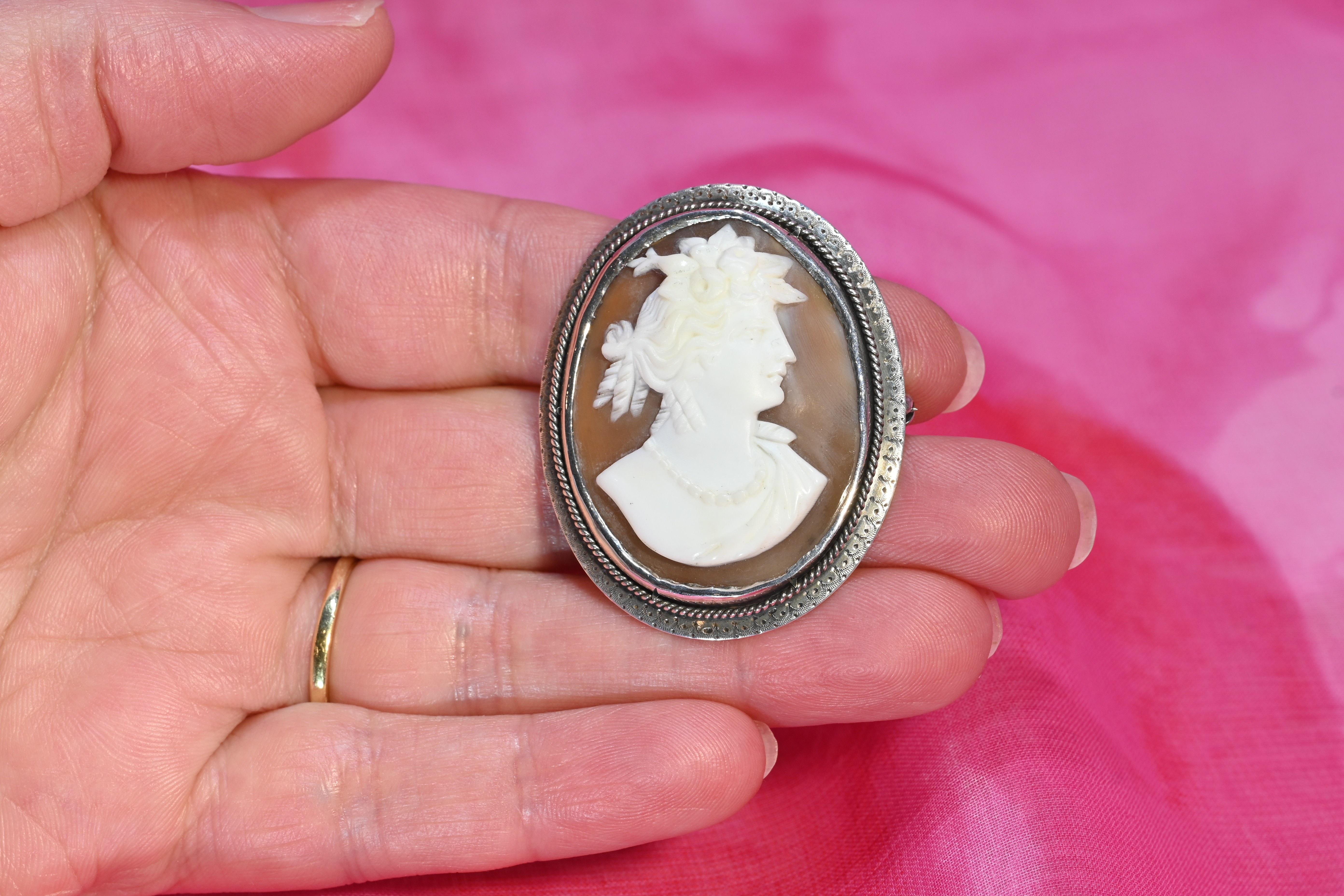 Vintage hand carved shell cameo silver