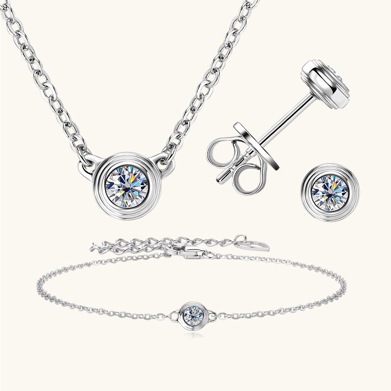Thumbnail: Timeless Brilliance Moissanite Jewellery Set