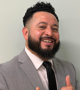 Reggie bartending instructor.jpg