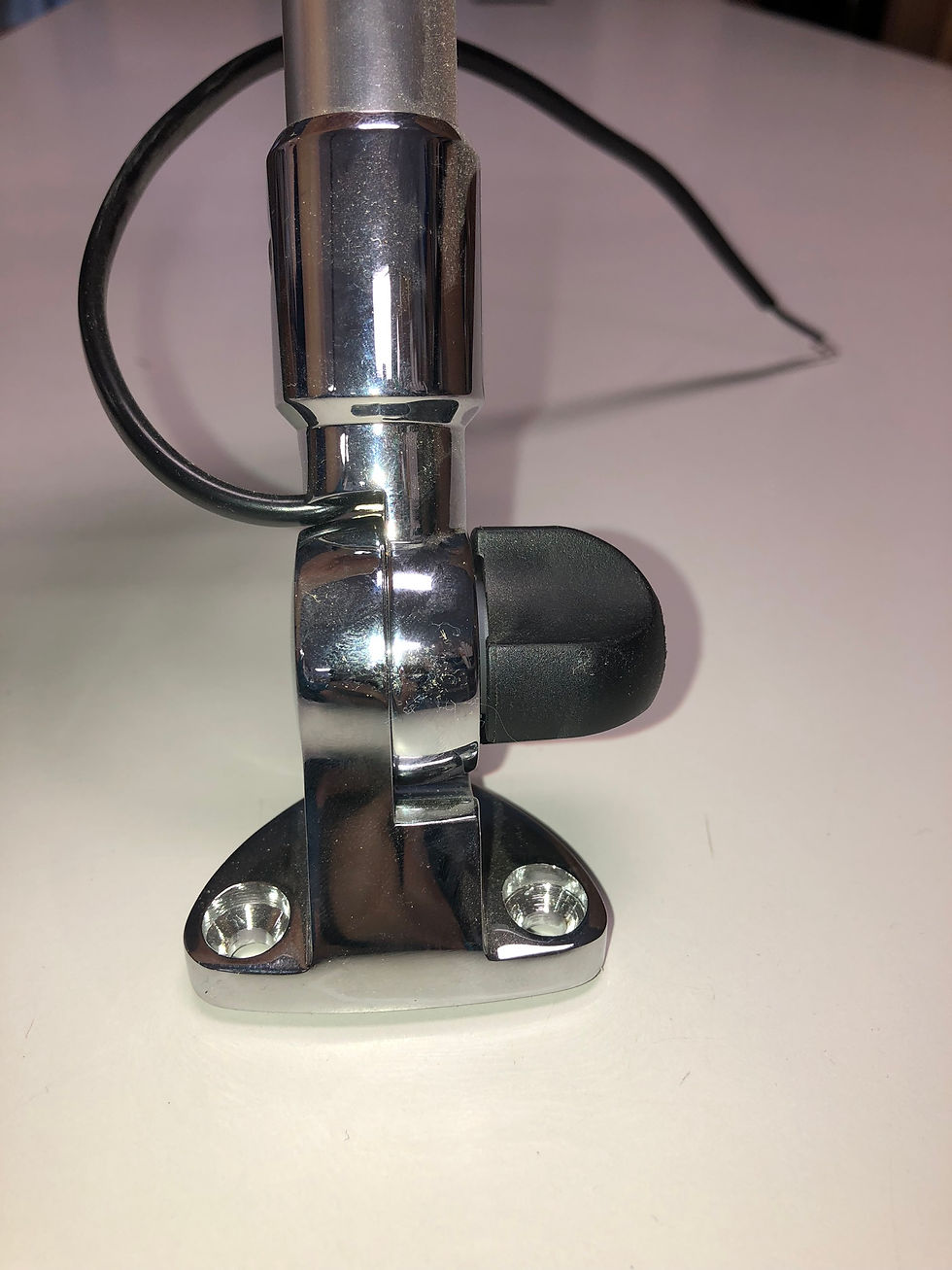 Thumbnail: Attwood LED Stern Light – 20″ Canopy Mount