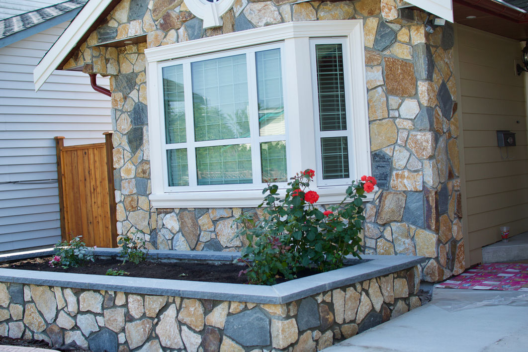 This stone veneer applied to a house by Lennox Masonry in Victoria BC