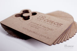 corte-gravacao-laser-cartao-de-visitas-cutecut