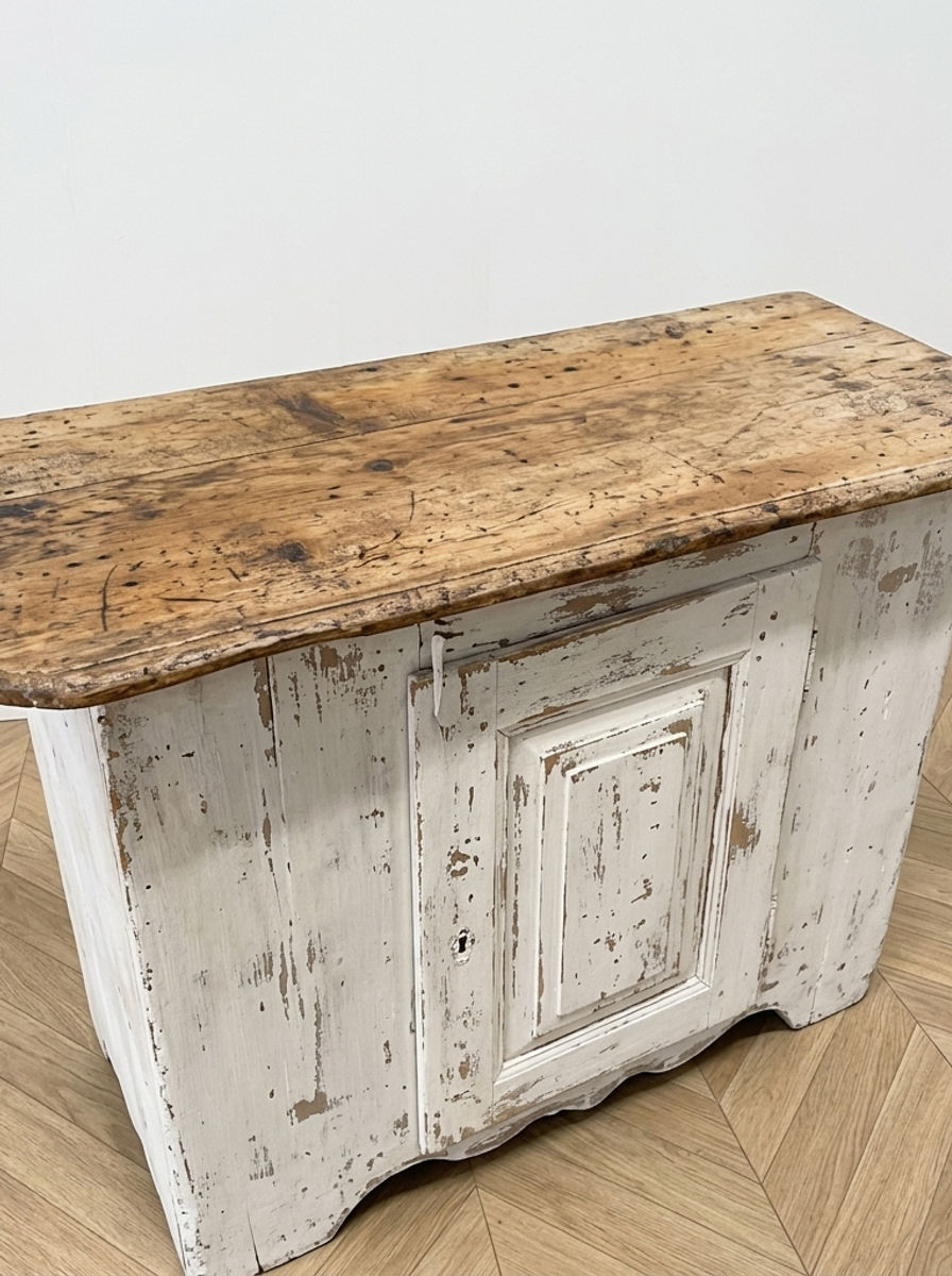 Miniature : Petit buffet rustique patiné blanc - plateau bois brut