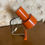 Thumbnail: Lampe de bureau design orange