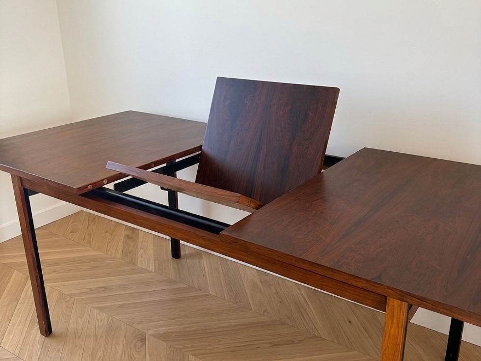 Miniature : Table en palissandre par André Monpoix -