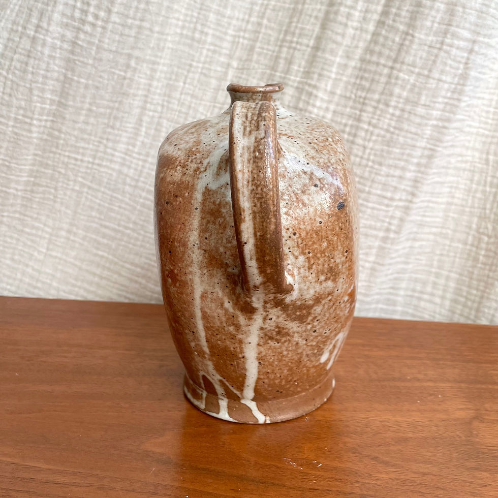 Bouteille à huile ancienne en grès