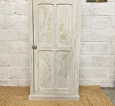 Petite armoire patinée