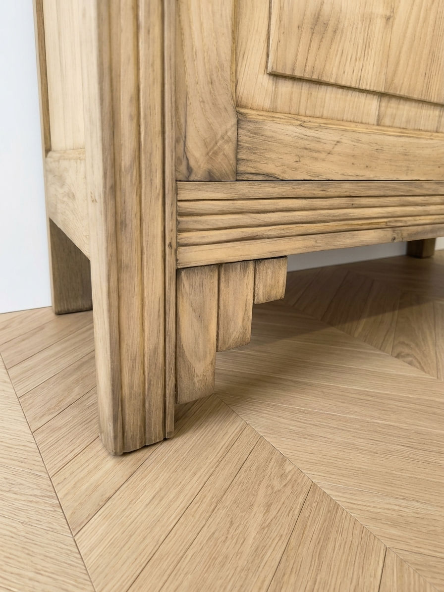 Thumbnail: Buffet parisien vintage art déco en bois massif détail pied