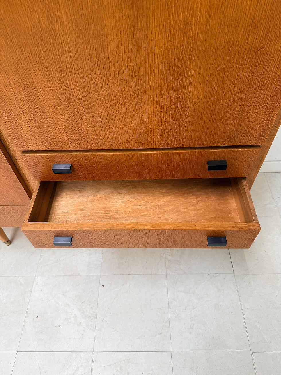 Miniature : Armoire vintage en bois