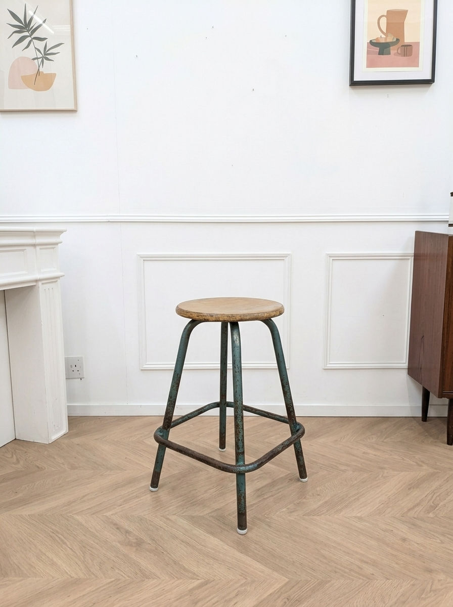 Tabouret d'architecte vintage en métal vert et bois – années 50